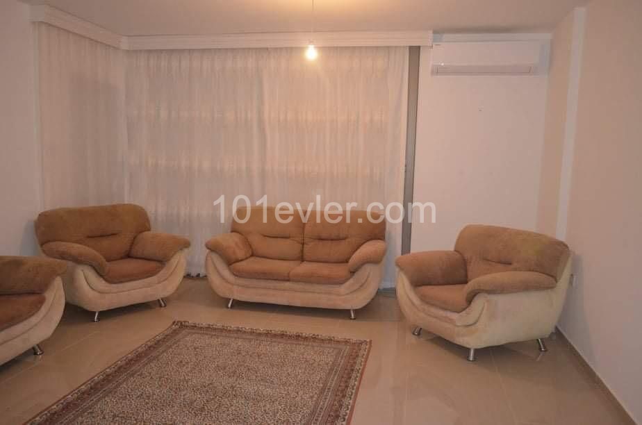 Fully furnished 2+1 new, clean, spacious flat for sale in the center of Kyrenia in a complex with a pool!