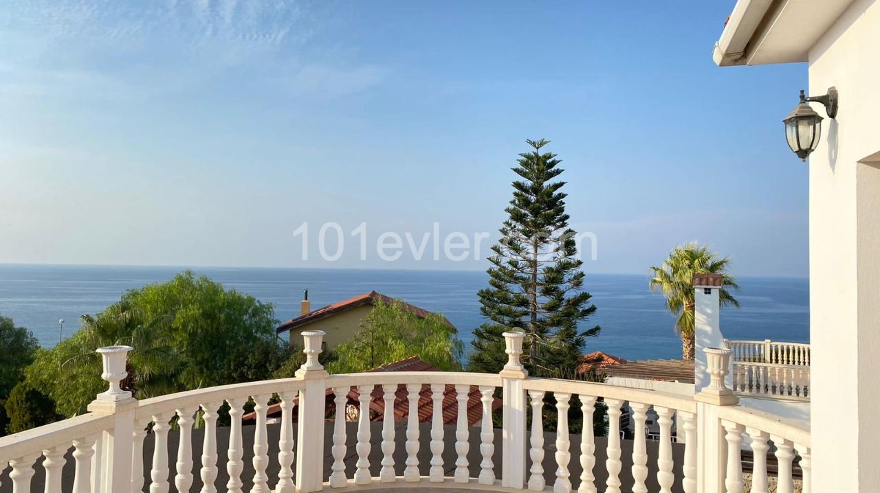 3+1 villa for rent in Esentepe, with private pool 