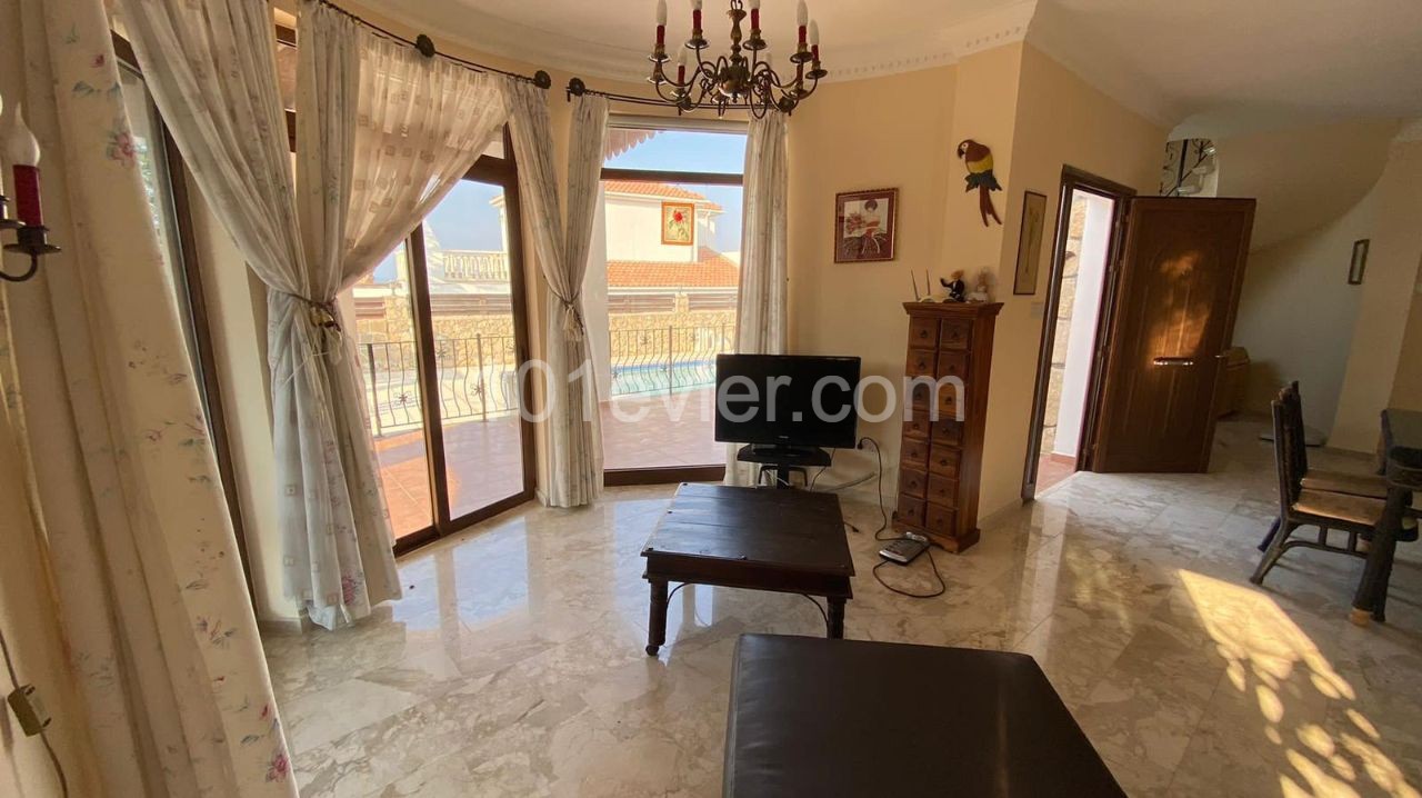 3+1 villa for rent in Esentepe, with private pool 