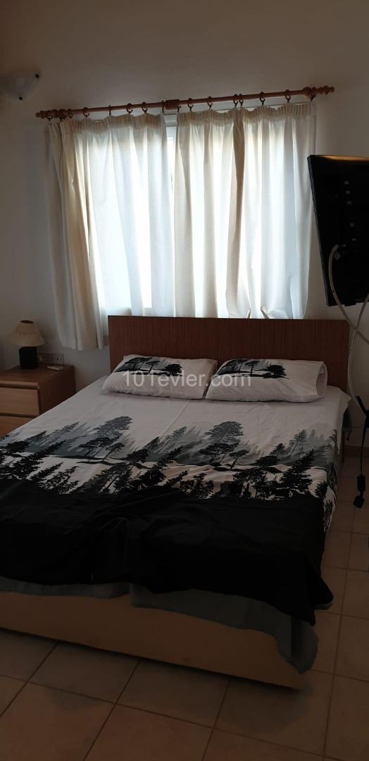 Esentepe'de satılık 4+1 villa, denize sifir 