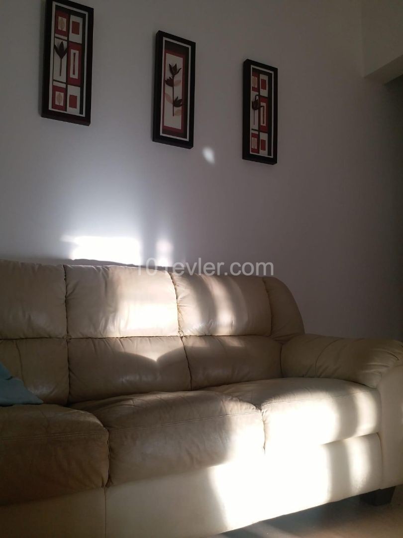 Esentepe'de satılık 4+1 villa, denize sifir 