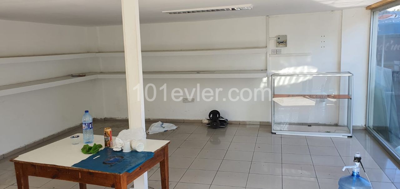 SHOP FOR rent İN THE KYRENIA CENTER