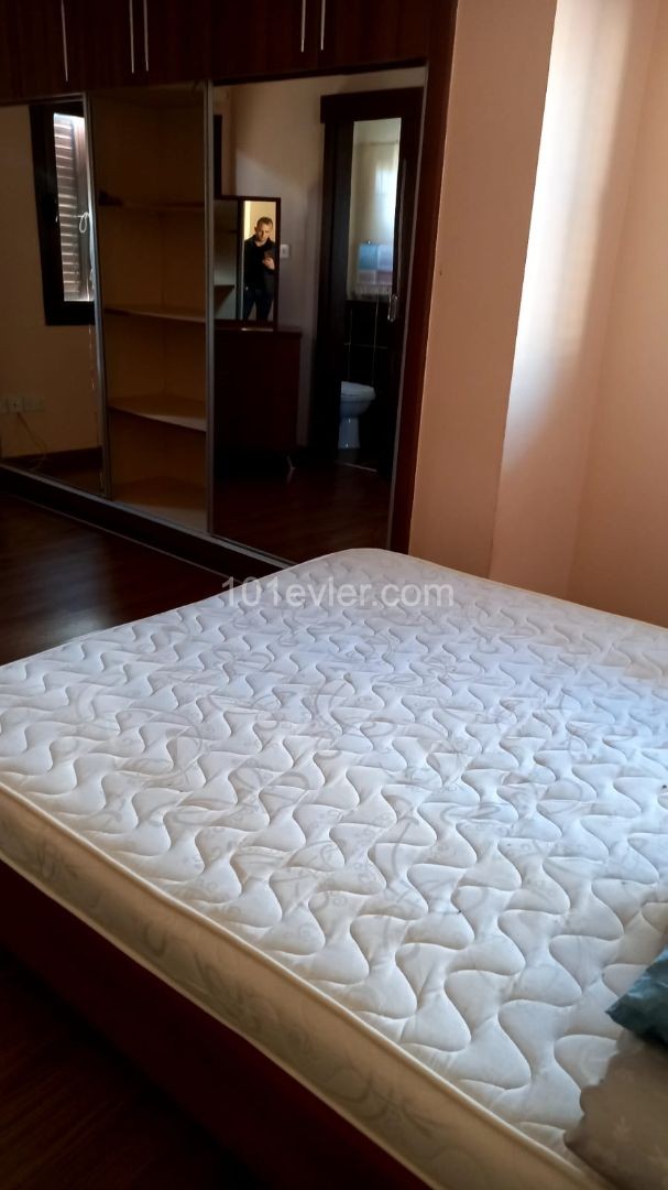 KELEPİR DAİRE!!! 2+1 full eşyalı satılık daire Lefkoşada, Marmara, Metropol bölgesinde. 