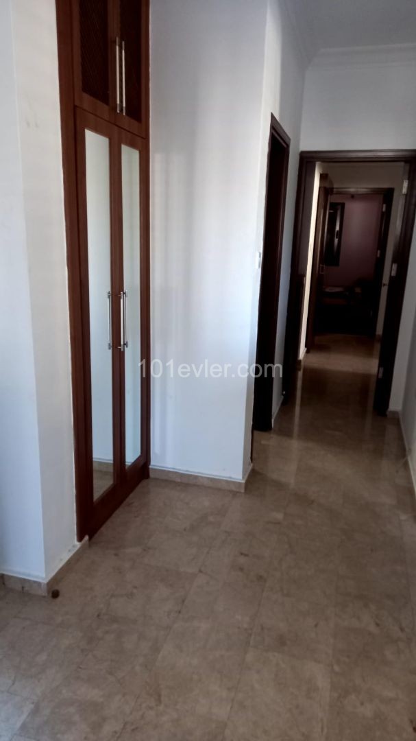 BARGAIN FLAT!!!  2+1 fully furnished flat for sale in Nicosia, Marmara, Metropol region.