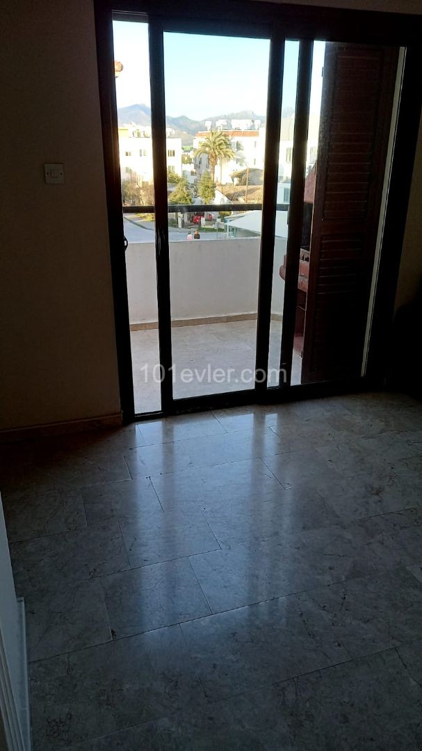 BARGAIN FLAT!!!  2+1 fully furnished flat for sale in Nicosia, Marmara, Metropol region.