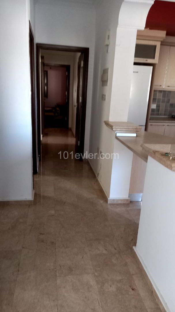 KELEPİR DAİRE!!! 2+1 full eşyalı satılık daire Lefkoşada, Marmara, Metropol bölgesinde. 