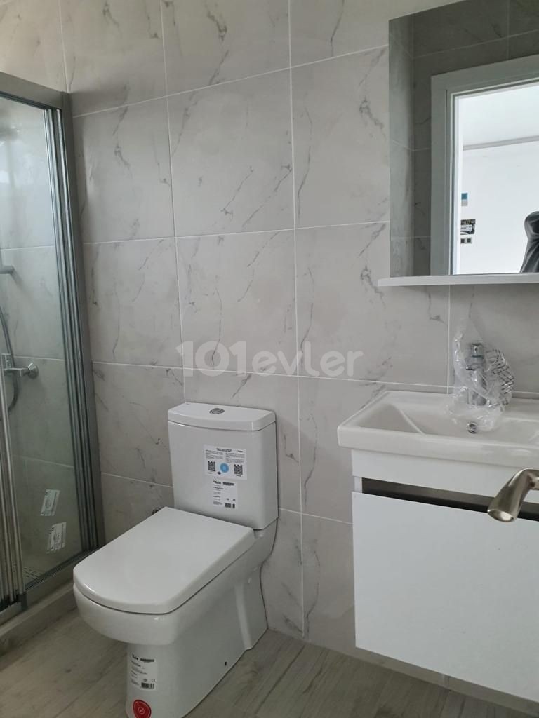 Sıfır Lüx 1+1 satılık Bahçeli daire Alsancak, Girne. Havuzlu site!