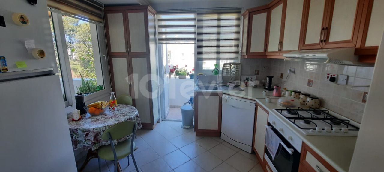 Spacious 4+1 penthouse for sale in Girne center 