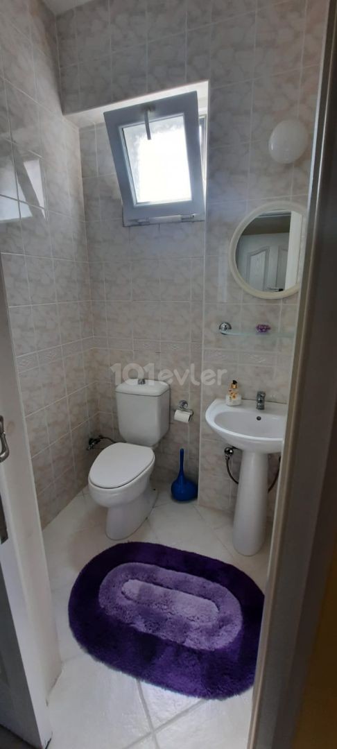 Spacious 4+1 penthouse for sale in Girne center 