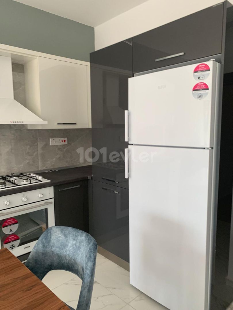 Girne Merkez'de kiralık 2+1  yeni,lüks daire