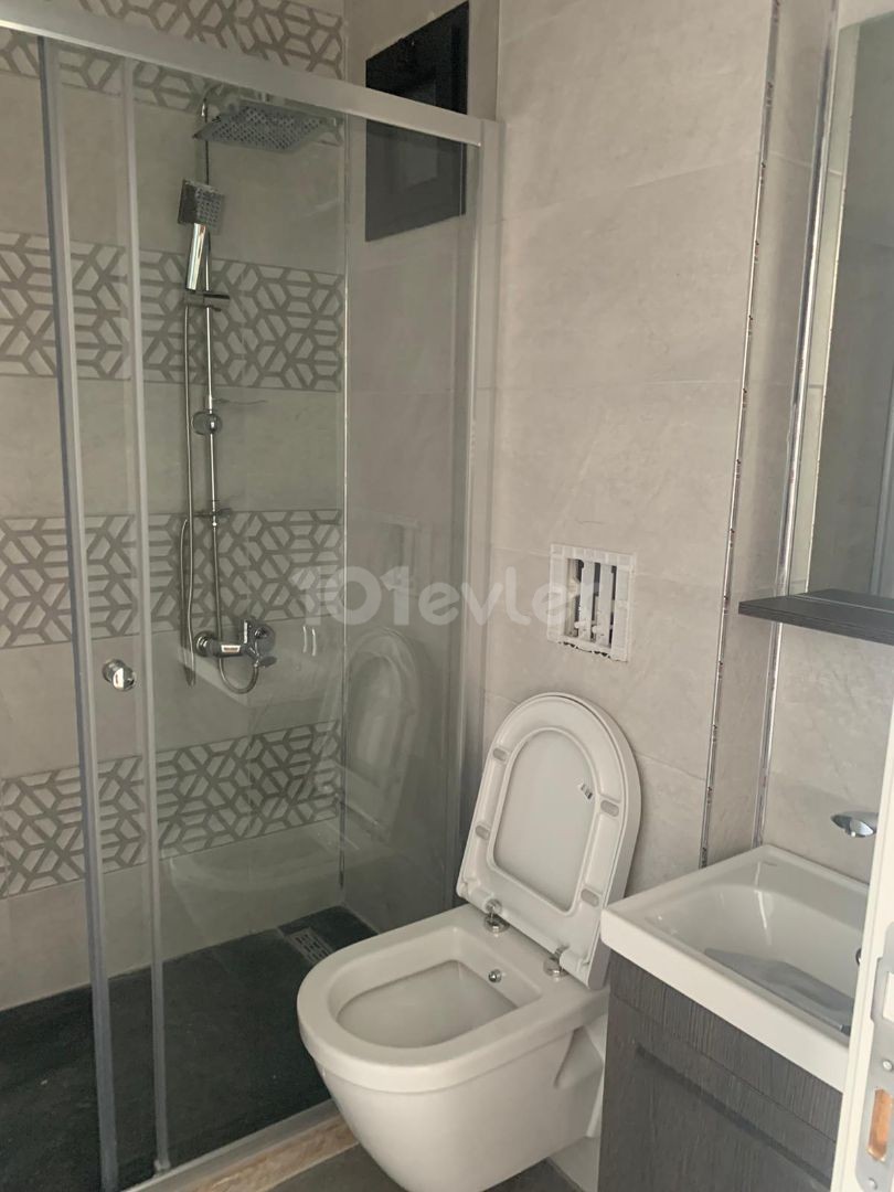 Girne Merkez'de kiralık yeni,lüks  3+1 daire 