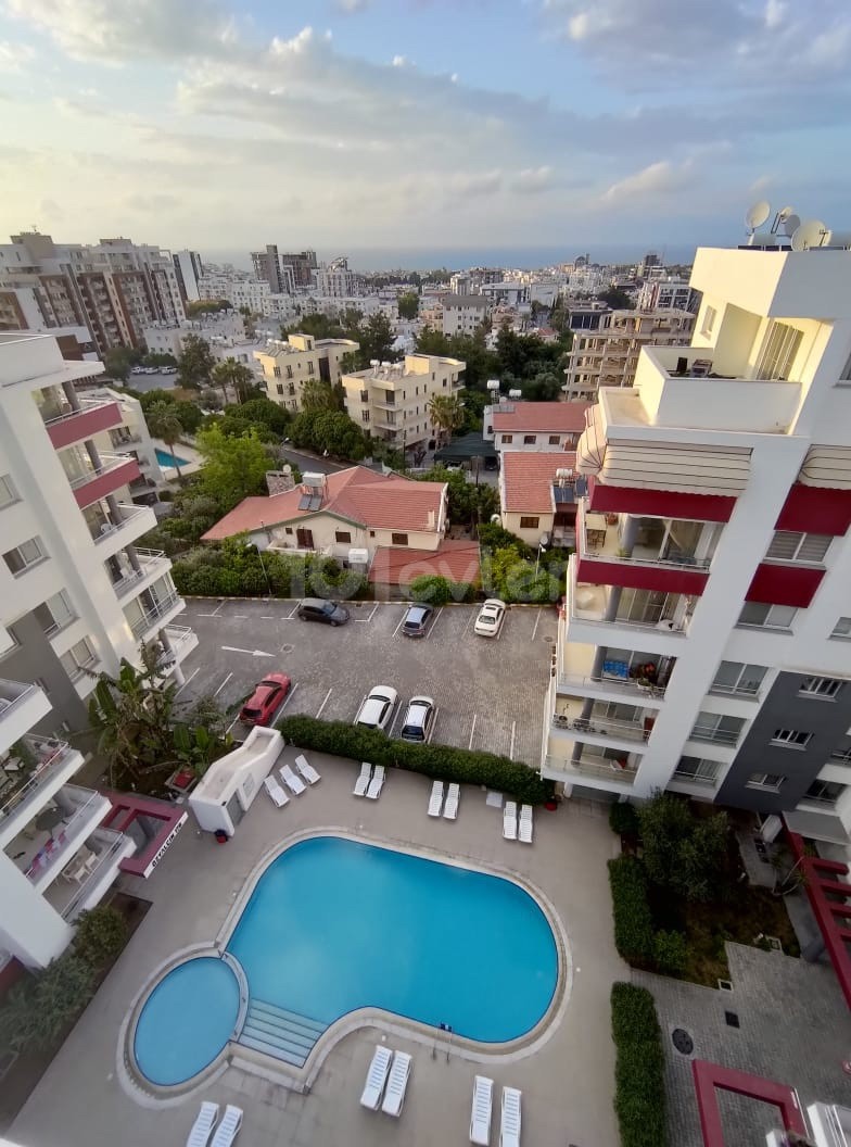 2+1 apartment for sale in Girne center in Residance with swimming pool