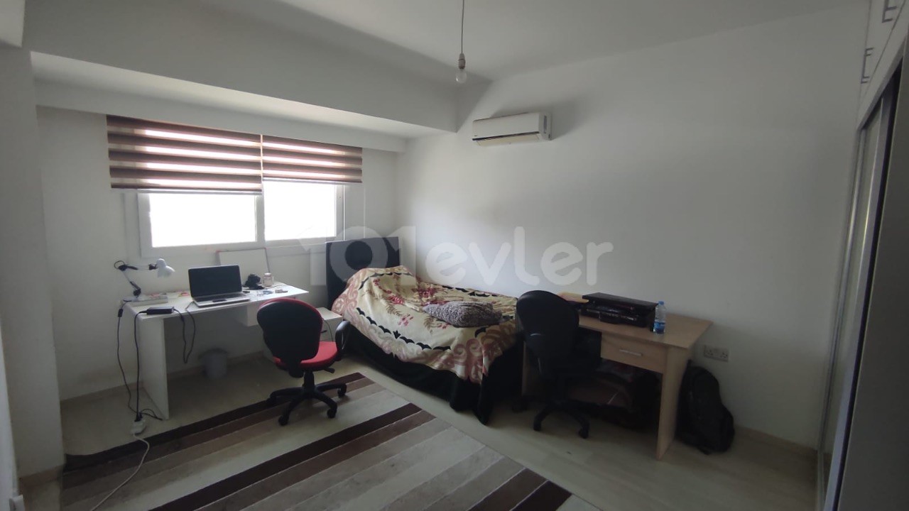 2+1 apartment for sale in Girne center in Residance with swimming pool