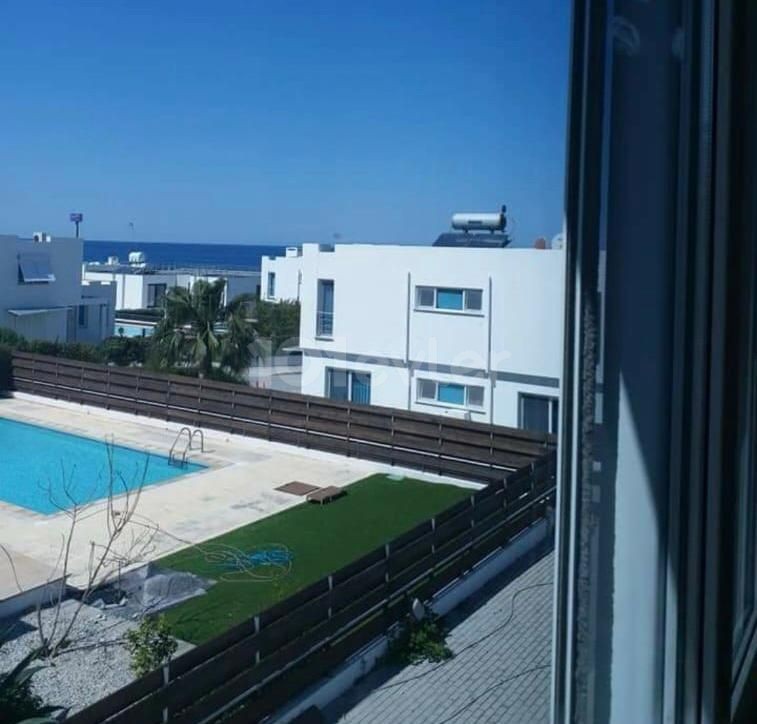 LLOGARA VILLA ZUM VERKAUF IN KYRENIA CHATALKÖY SEHR NAH AM MEER ** 