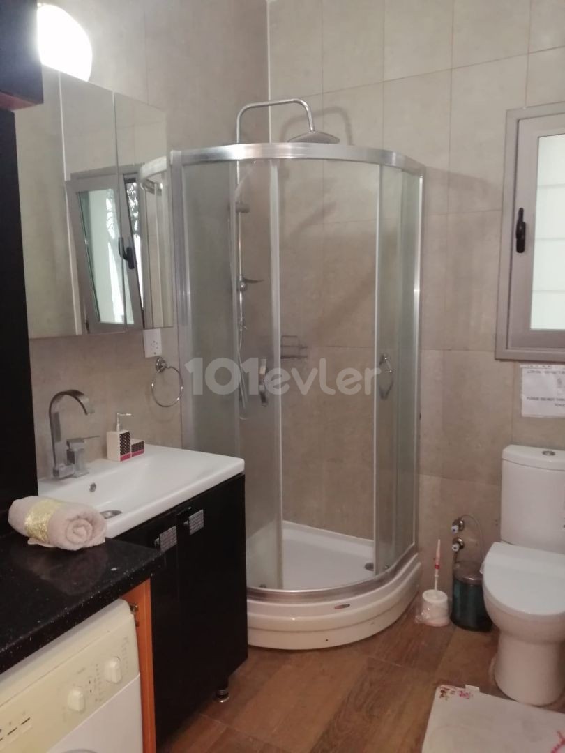 Girne Merkez'de kiralık lüks  2+1 daire