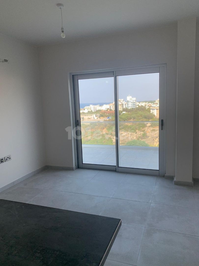 2+1 apartment for sale in center of Kyrenia, amazing SEA VİEW Kaşgar area