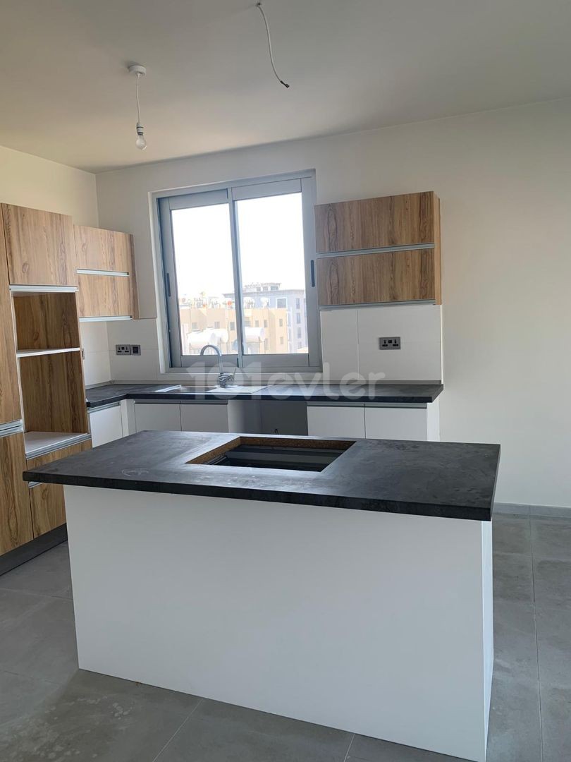 Новая просторная квартира 2+1 для продажи в Центре Кирении,в районе Кашгар с ЗАКРЫТЫМ ВИДОМ НА море ** 