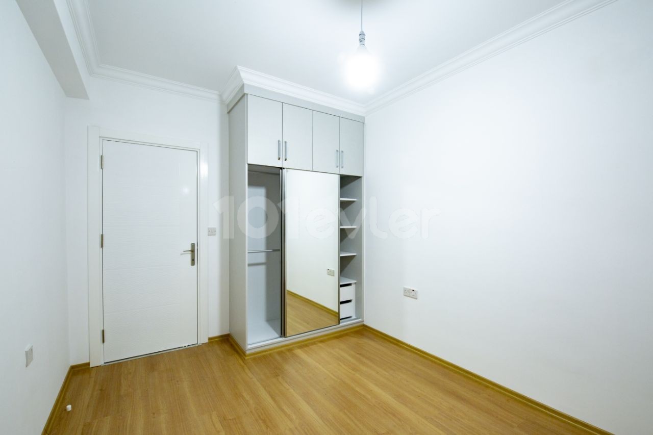 2+1 apartment for sale in Girne Center, in Pia Bella area