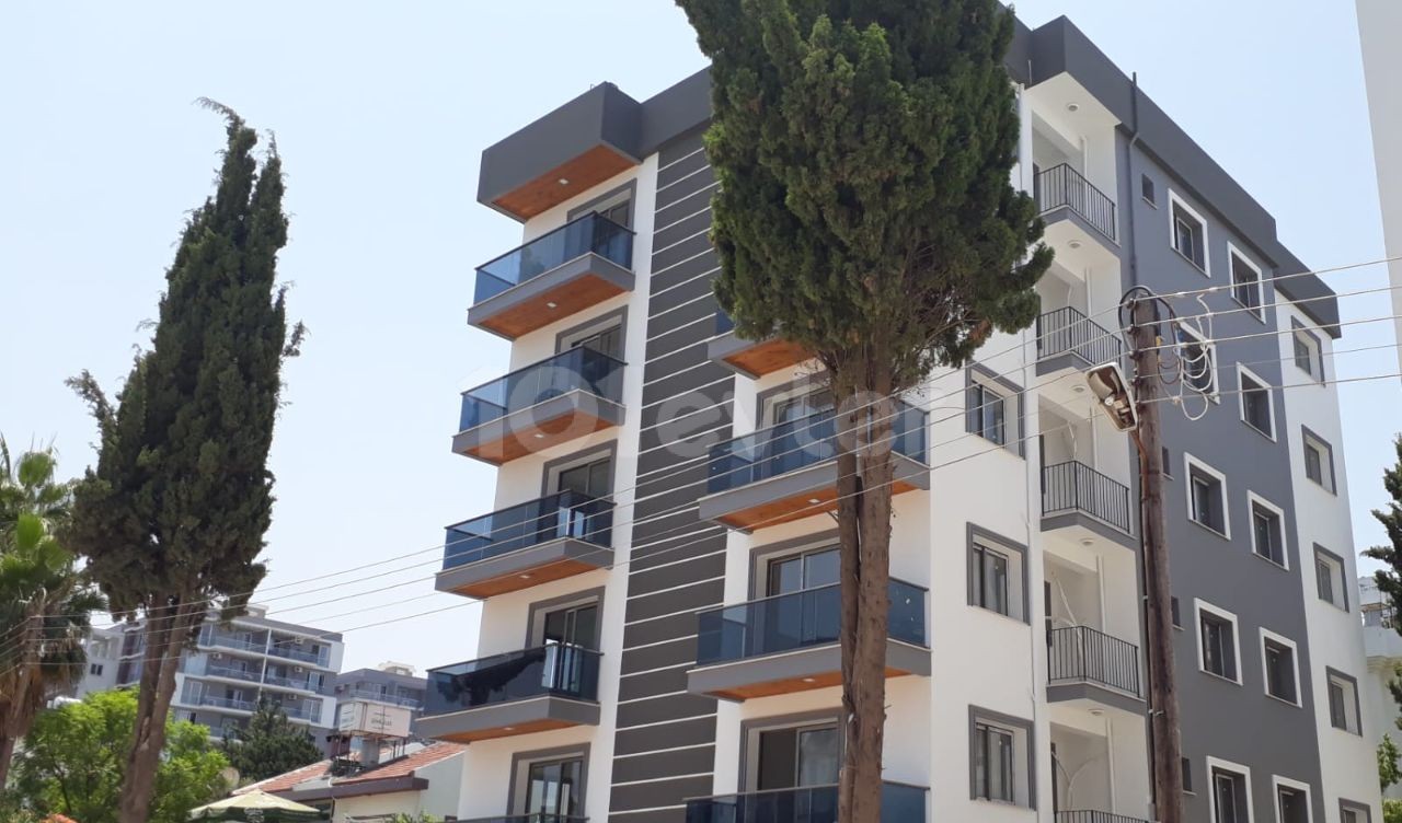 2+1 apartment for sale in Girne Center, in Pia Bella area