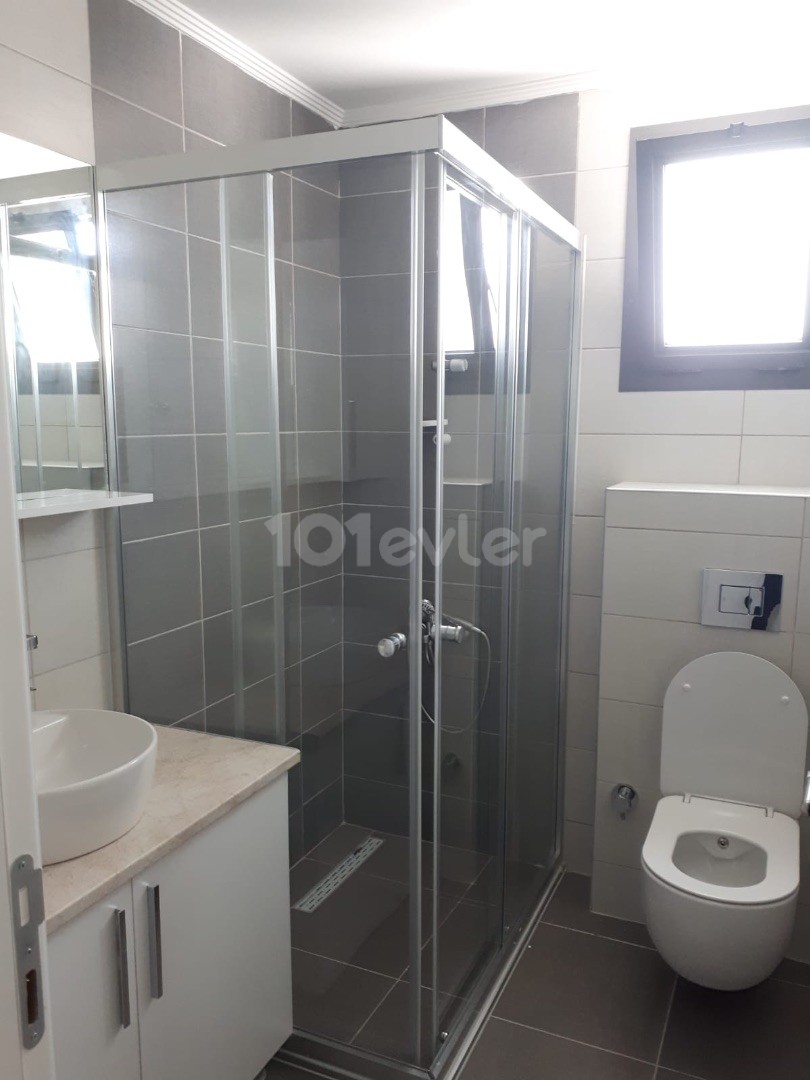 New 3+1 flat for rent in Zeytinlik, fully furnished, in a complex with garden and pool