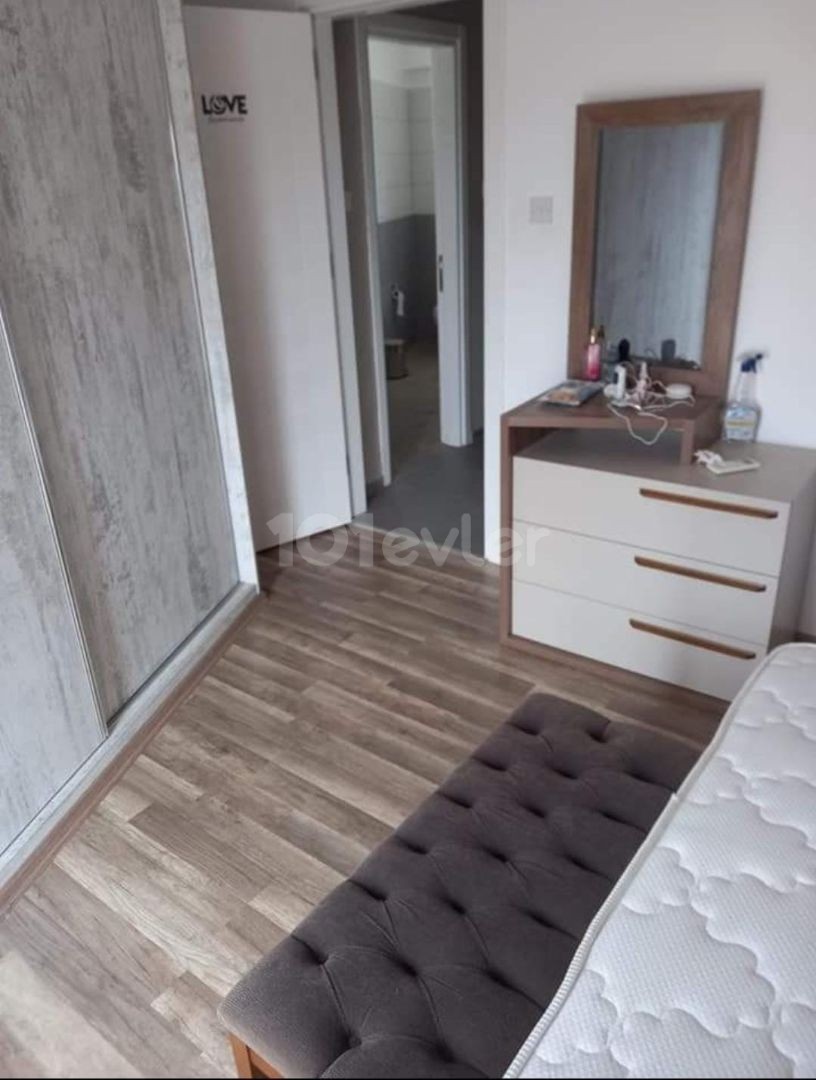 GÖNYELİ'DE SATILIK 2+1 DAİRE