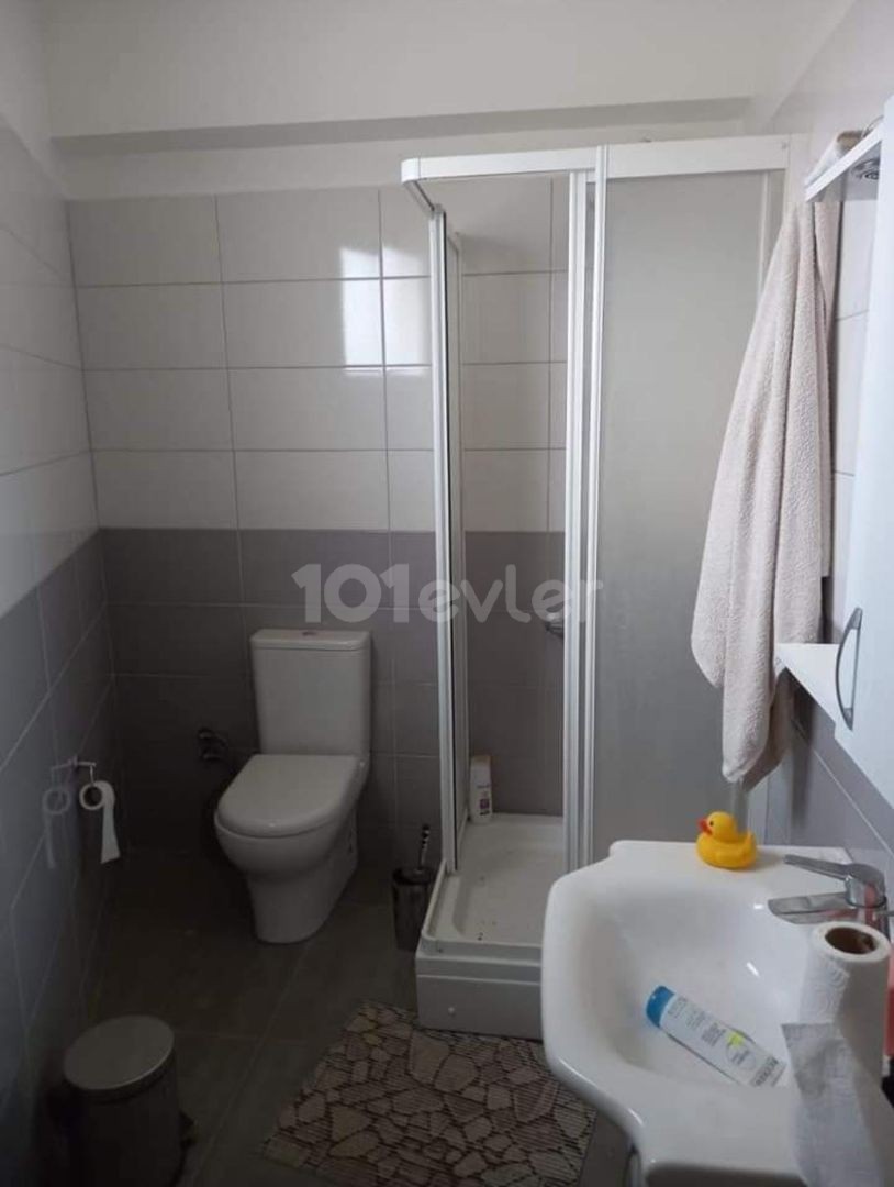 GÖNYELİ'DE SATILIK 2+1 DAİRE