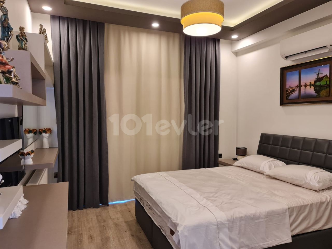 Çatalköy'de satılık  lüks 4+1 villa, Dağ ve Deniz manzaralı 