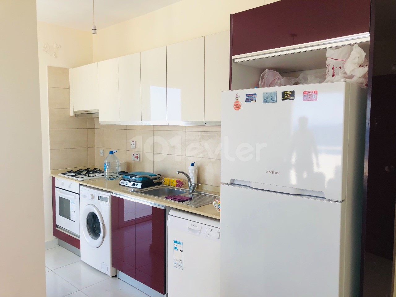 Amazing 3+1 penthouse for sale in the center of Kyrenia 