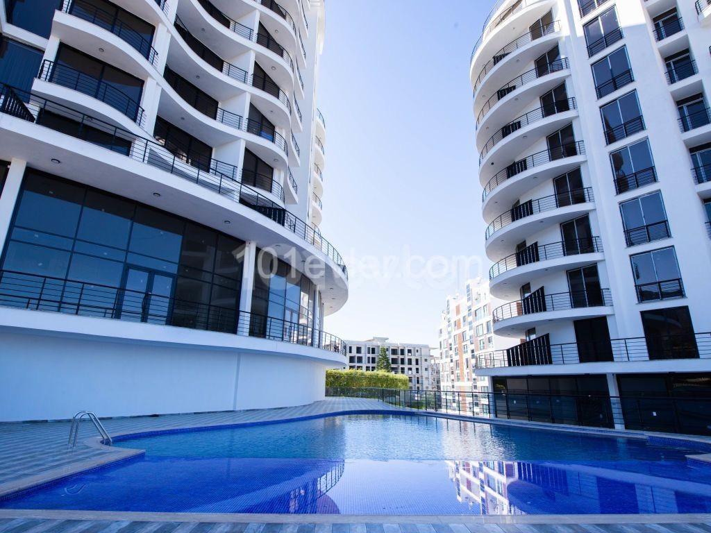 Girne’de 2+1 sıfır eşyalı daire modern Rezidansta.