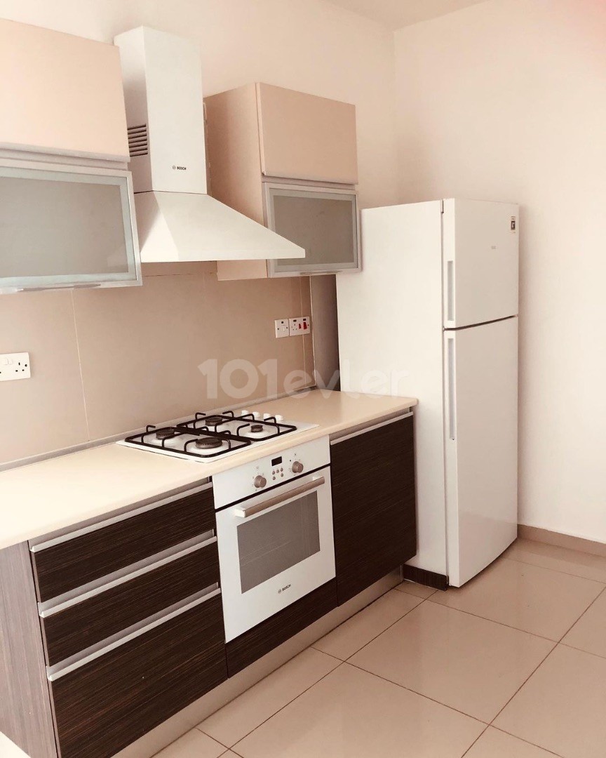 Yukarı Girne’de 2+1 kiralık daire 1 Ağustos’tan