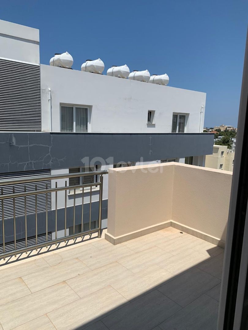 1+1  spacious apartment for rent in center of Kyrenia