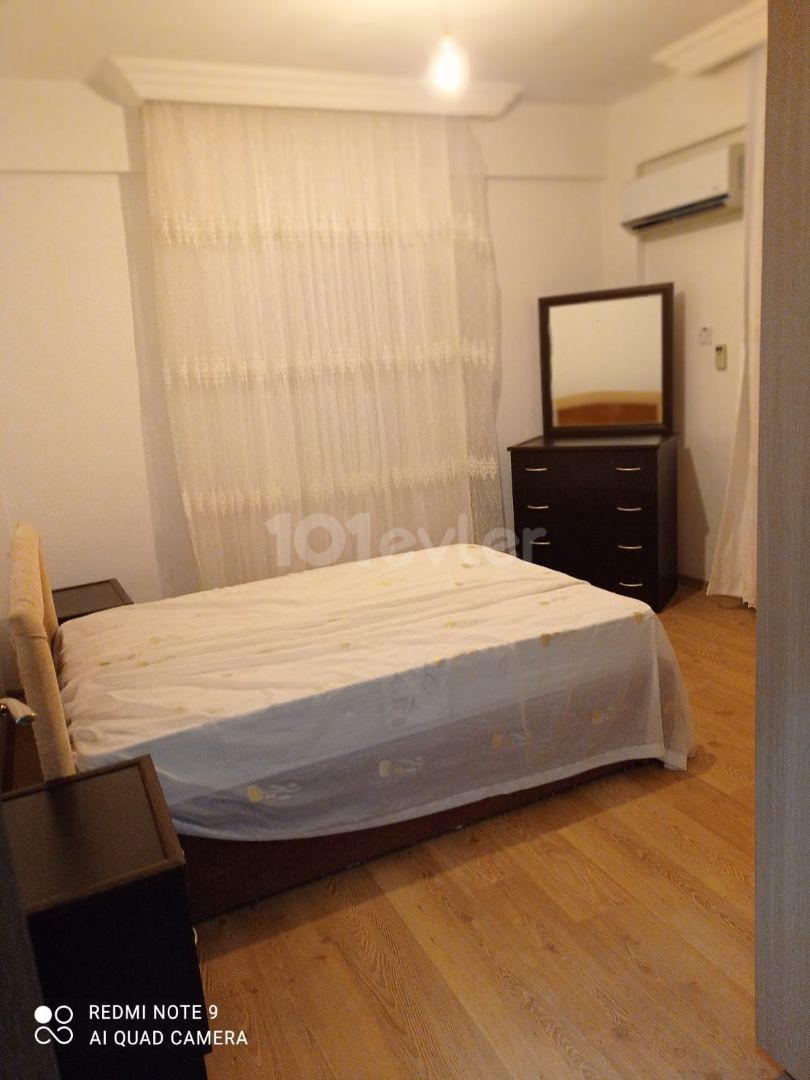 2+1 apartment for rent in center of Kyrenia,Kaşgar court area