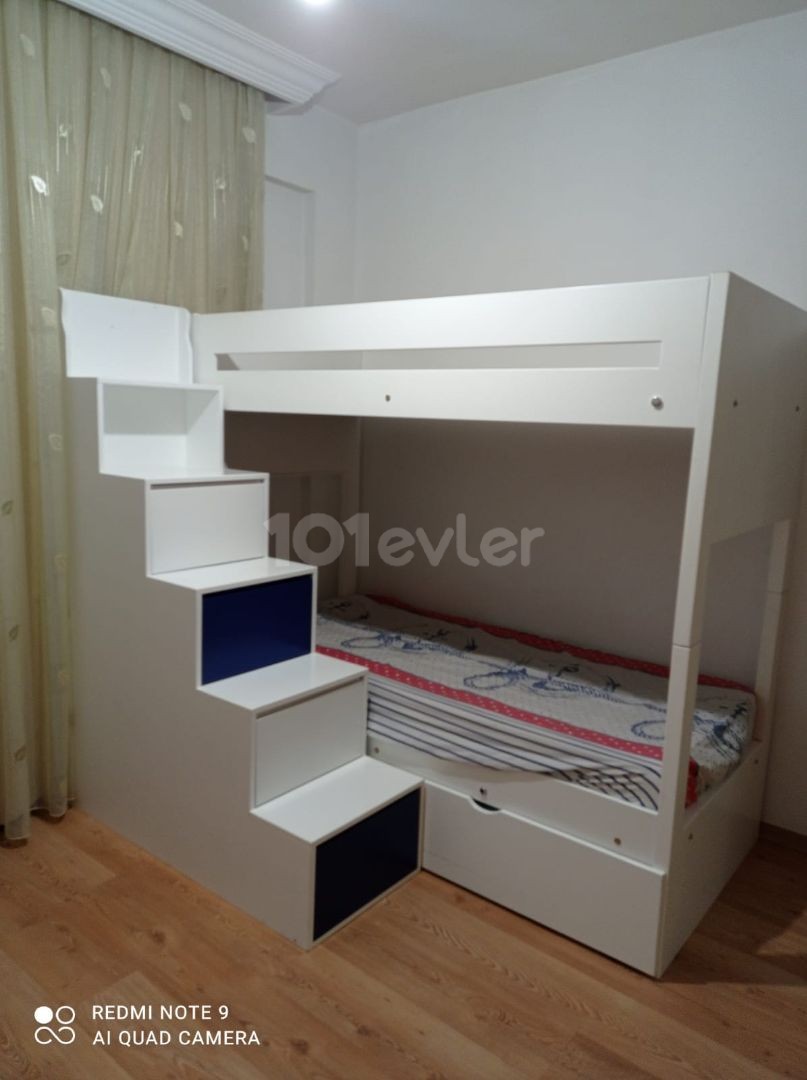 2+1 apartment for rent in center of Kyrenia,Kaşgar court area