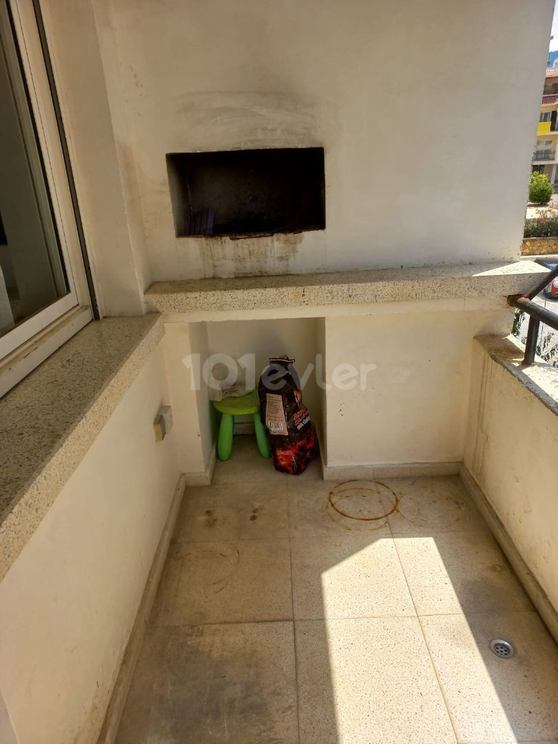 3+1 apartment for rent in center of Kyrenia, Lord palace area