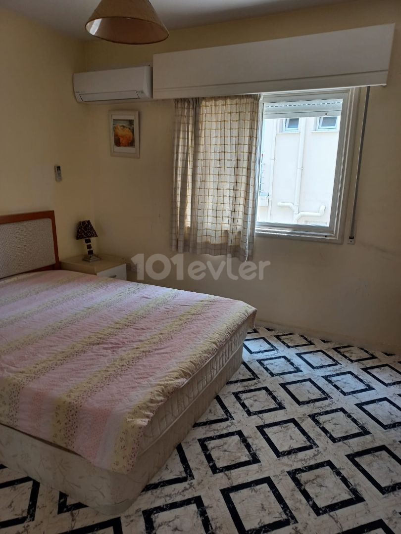 3+1 apartment for rent in center of Kyrenia, Lord palace area