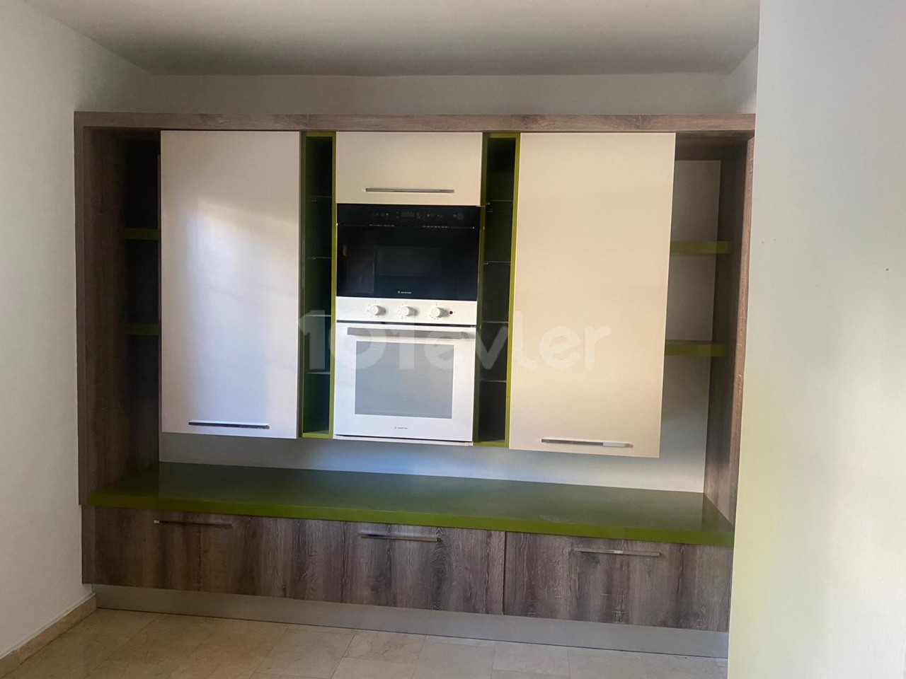 Girne merkezde 3+1 kiralık müstakil ev