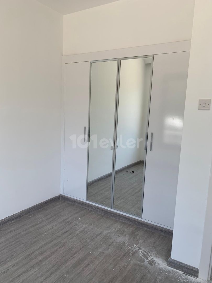 Alsancakta satılık  2+1 penthouse