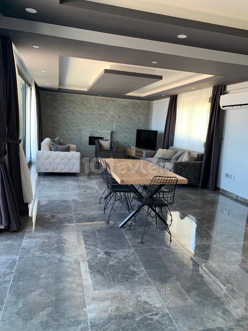 Esentepe'de kiralık lüks  3+1 villa,Kapanmaz Deniz Manzaralı