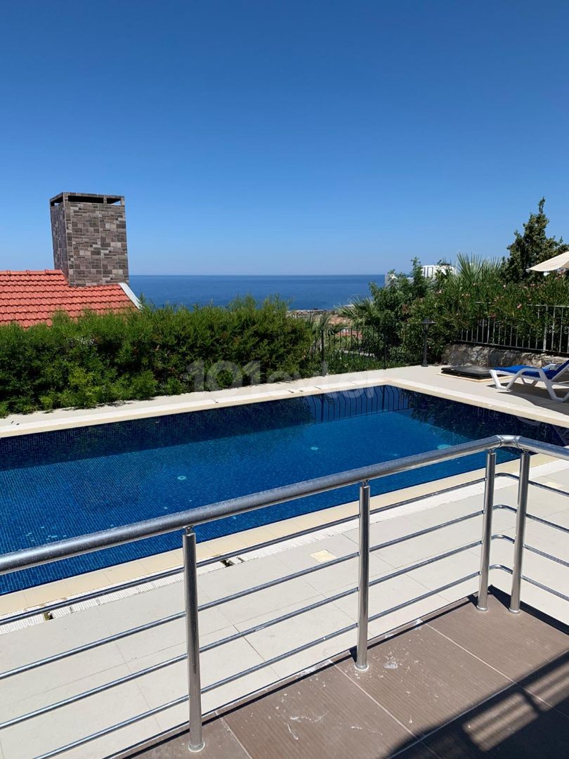 3+ 1 villa for rent in Esentepe, with Sea View ** 