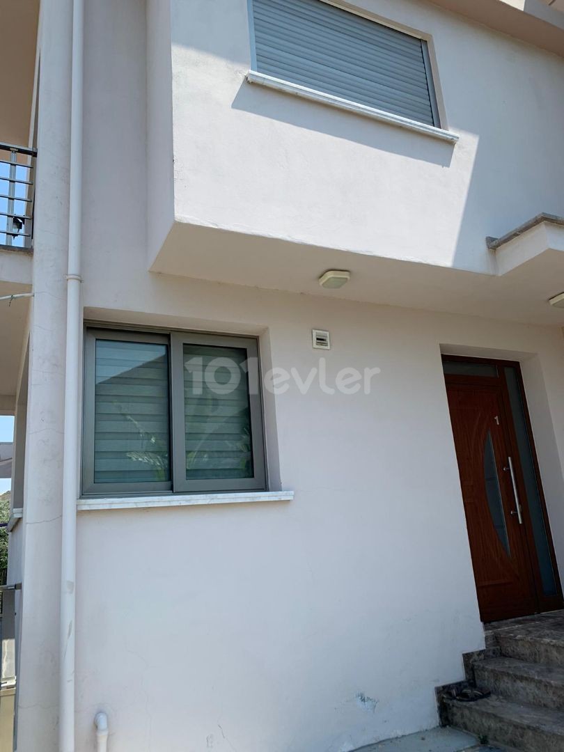 2+1 villa for rent in Yeşiltepe/İlgaz