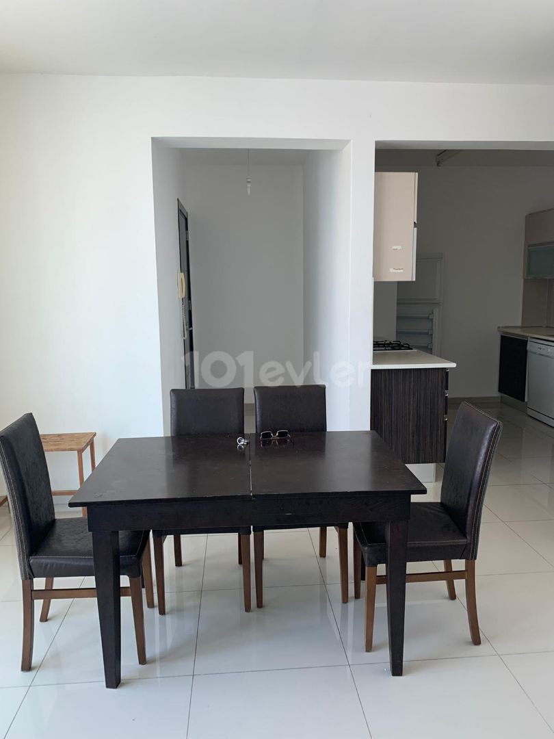 2+1 apartment for rent in center of Kyrenia