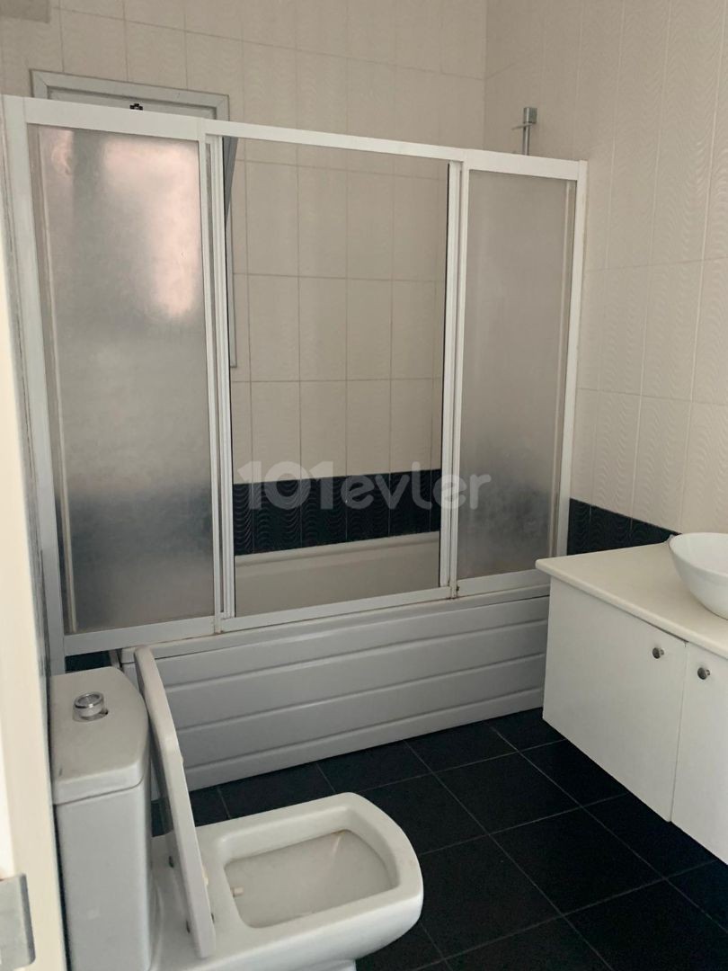 Yukarı Girne’de 2+1 kiralık daire 