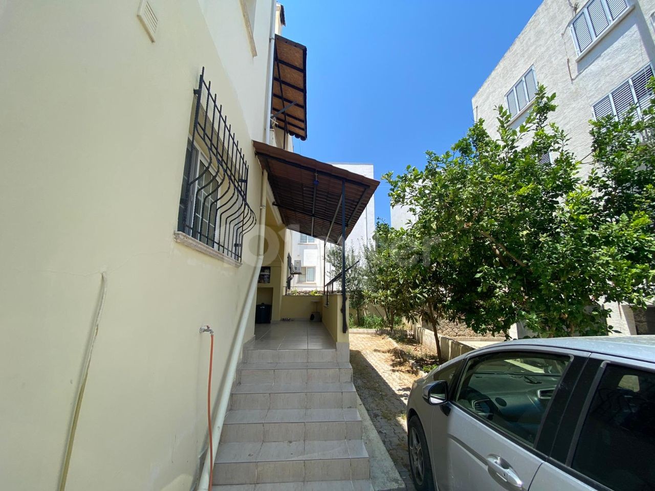 Girne Merkez'de kiralık  geniş 3+1 daire, Yukari Girne 