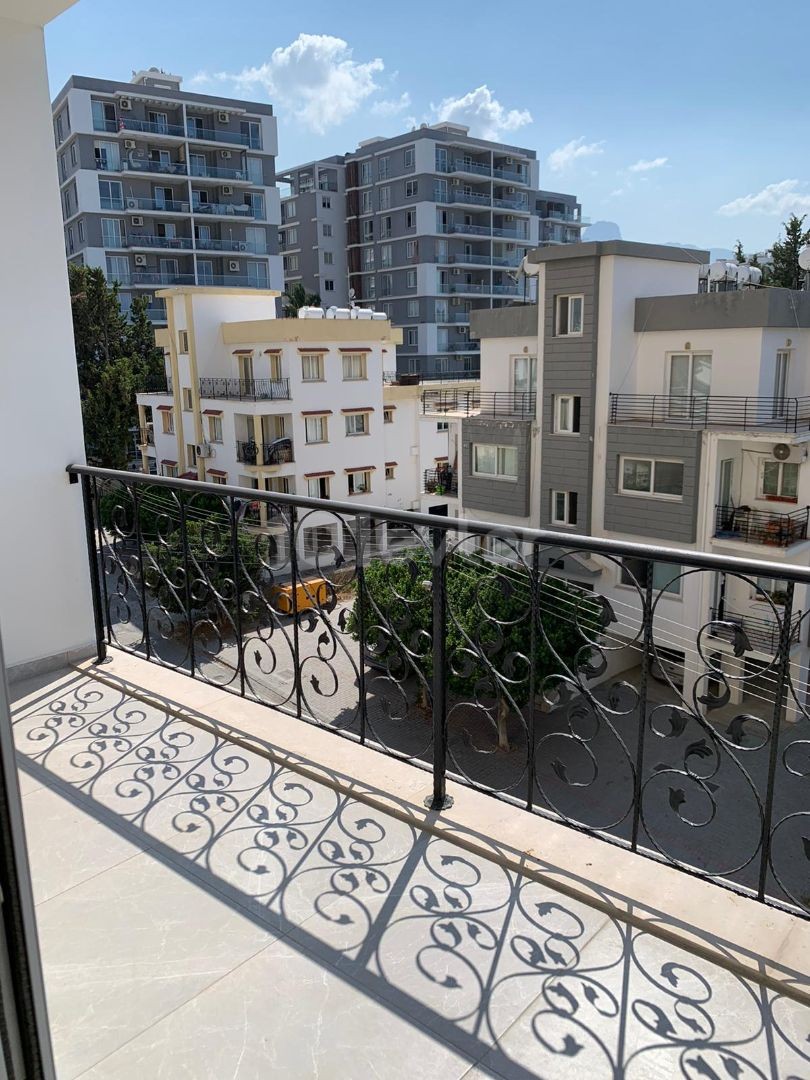 2+1 Apartments for Sale in Kyrenia Center