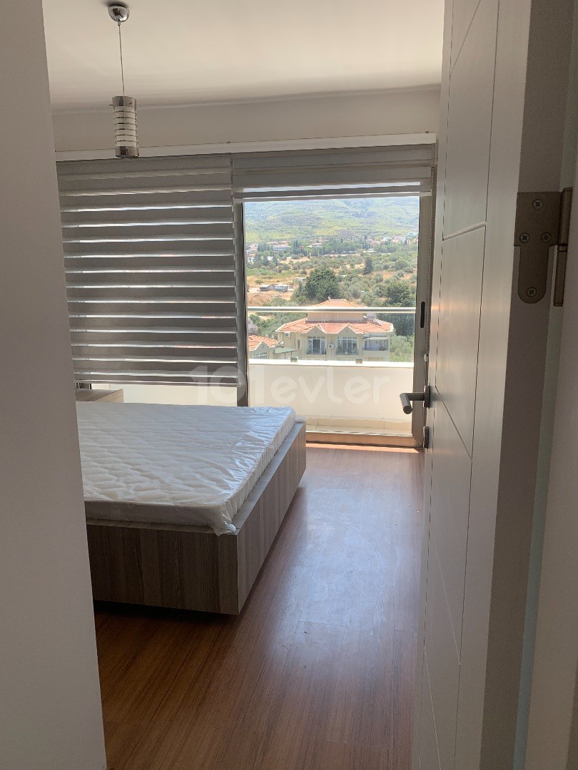 2+1 Luxuswohnung zur Miete im Zentrum von Kyrenia ** 