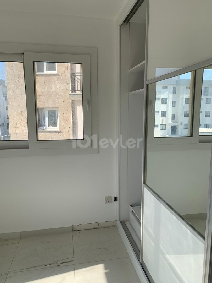 3+1 loft Wohnung zum Verkauf in Alsancak, Erdgeschoss!!! ** 