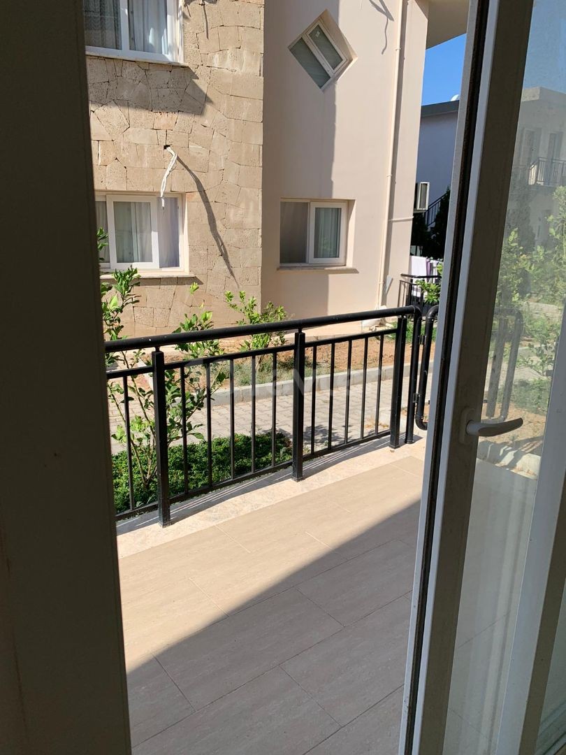 3+1 loft Wohnung zum Verkauf in Alsancak, Erdgeschoss!!! ** 