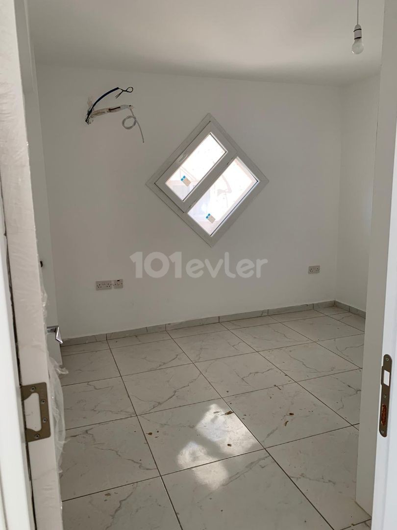 3+1 loft Wohnung zum Verkauf in Alsancak, Erdgeschoss!!! ** 