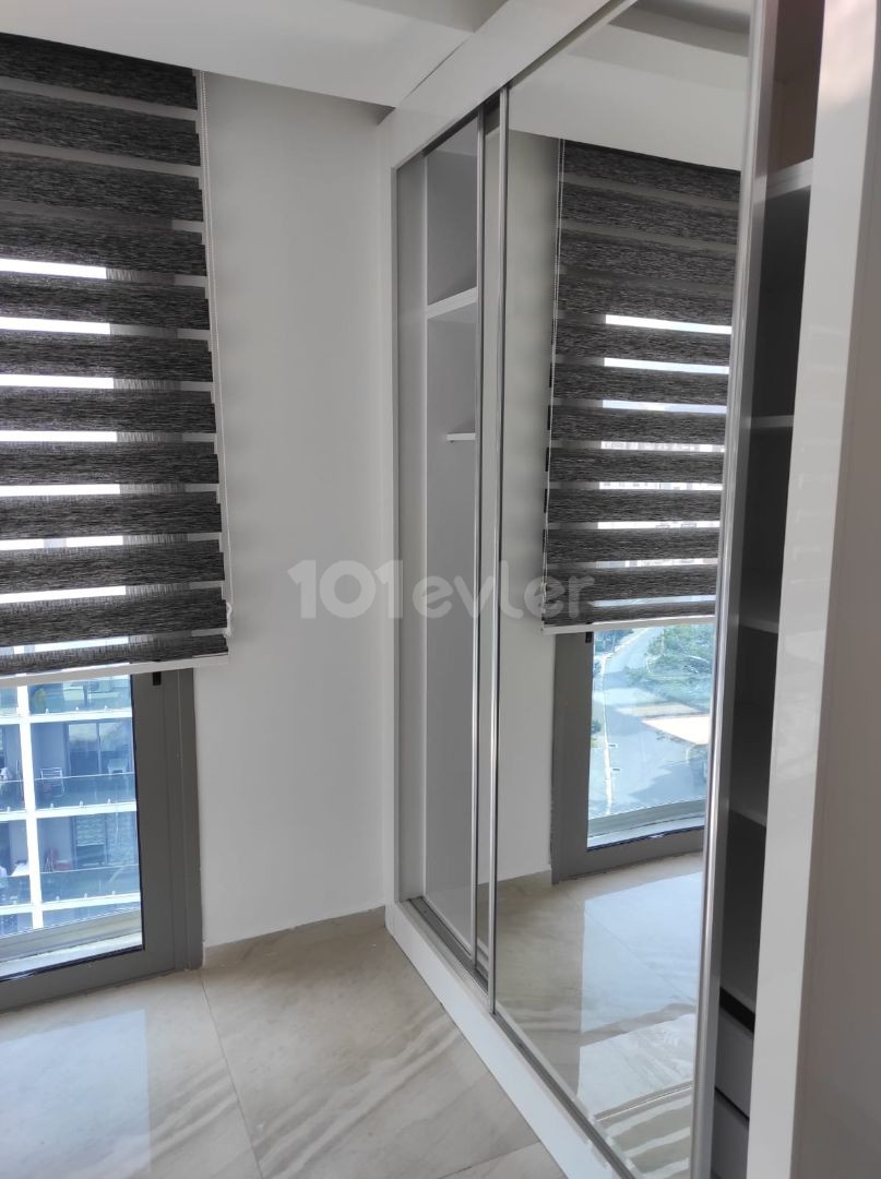 2 + 1 apartment for rent in Kyrenia center ** 