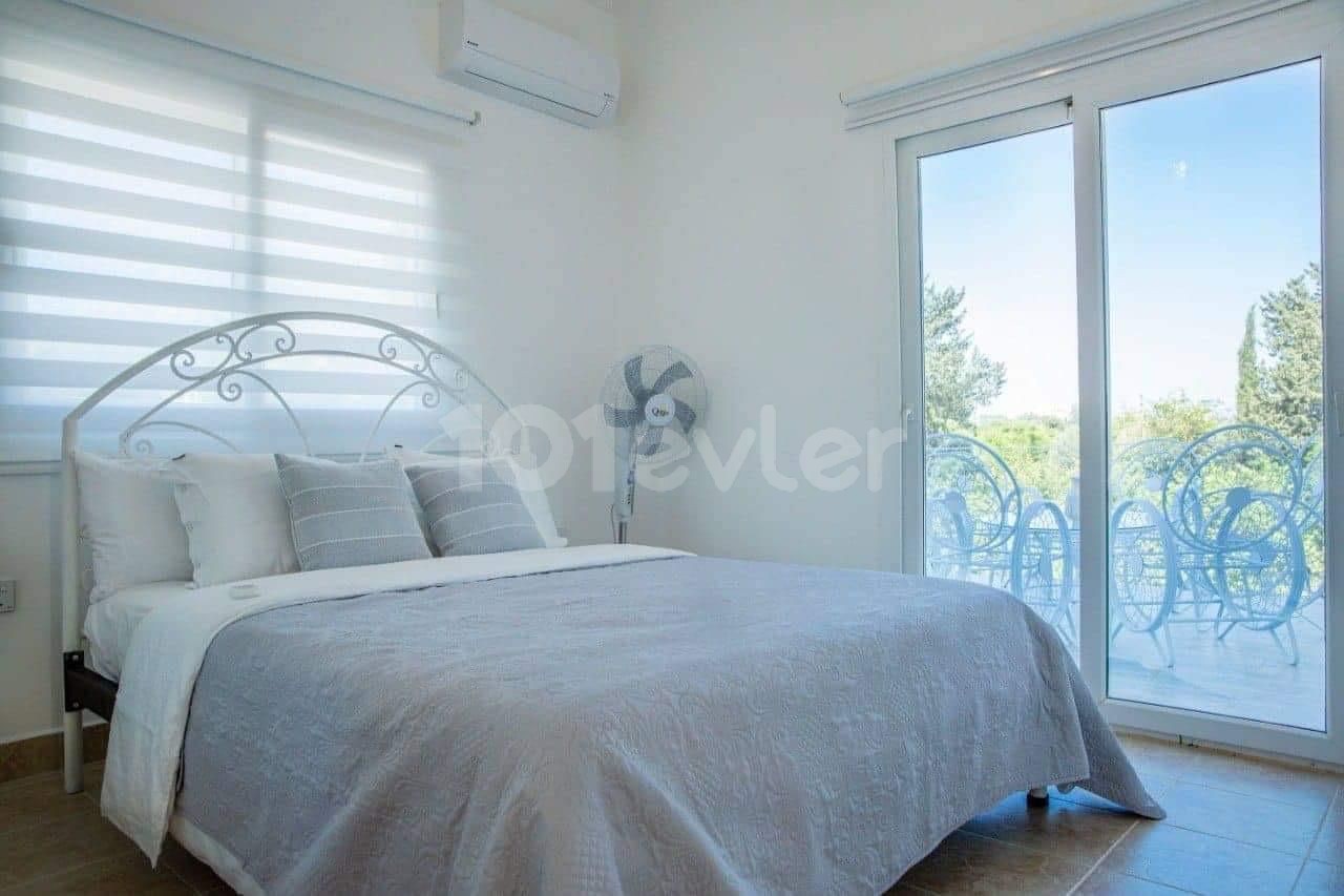 3+1 villa for daily rent in Karşiyaka 